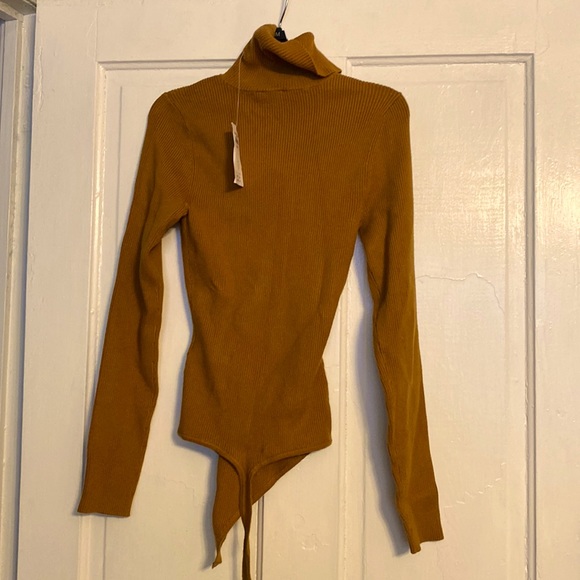 Abercrombie & Fitch Sweaters - NWT Abercrombie and Fitch Womens Medium bodysuit